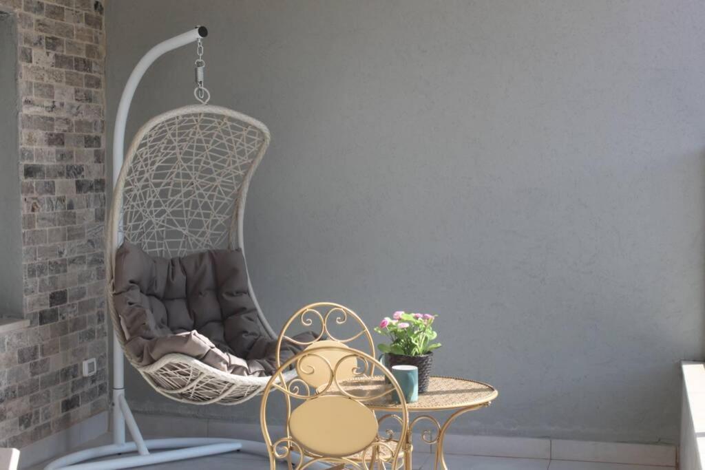 נוף הארבל עם חלון לכינרת Apartment Migdal Exterior foto